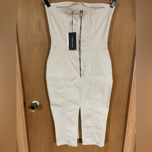 PRETTY LITTLE THINGS-body con strapless dress- NWT - Picture 3 of 3